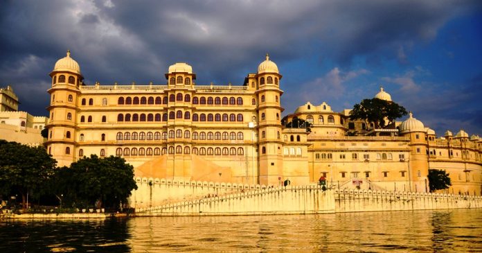 City Palace Udaipur - Like a sparkling mirage in the middle of Lake Pichola, the Palace is easily one of India’s most prominent hotels.