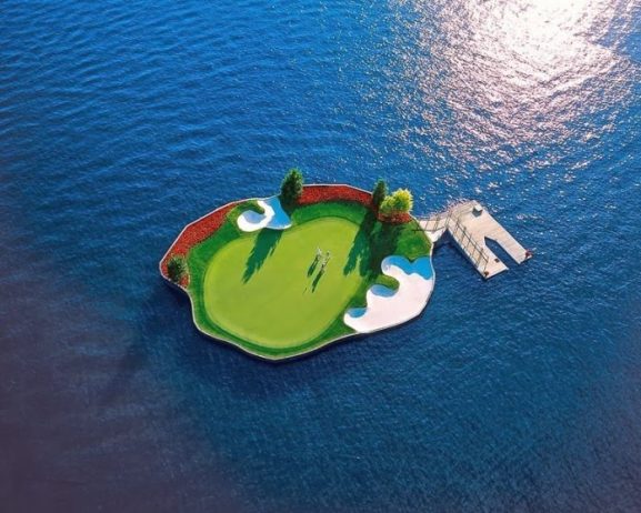 Floating Golf Course at Luxury Coeur dAlene Resort1 scaled