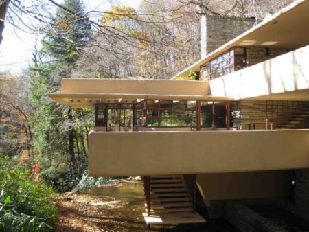 Unique Fallingwater House of Pennsylvania