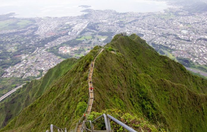 Ha’ikū Stairs - The Stairway to Heaven