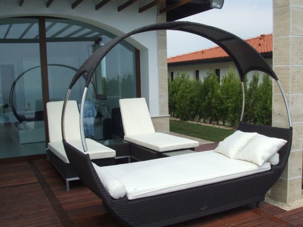 Outdoor Beds That Offer Pleasure, Comfort And Style7