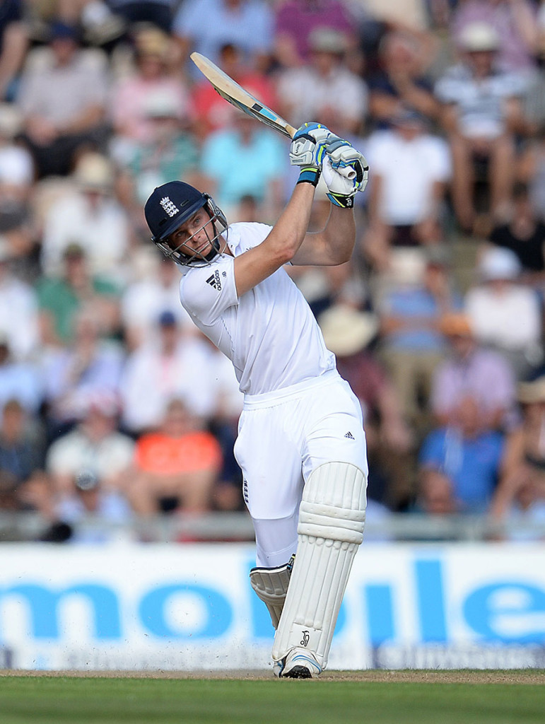 Jos Buttler swings down the ground during his thrilling innings, England v India, 3rd Investec Test, Ageas Bowl, 2nd day, July 28, 2014 @ PA Photo