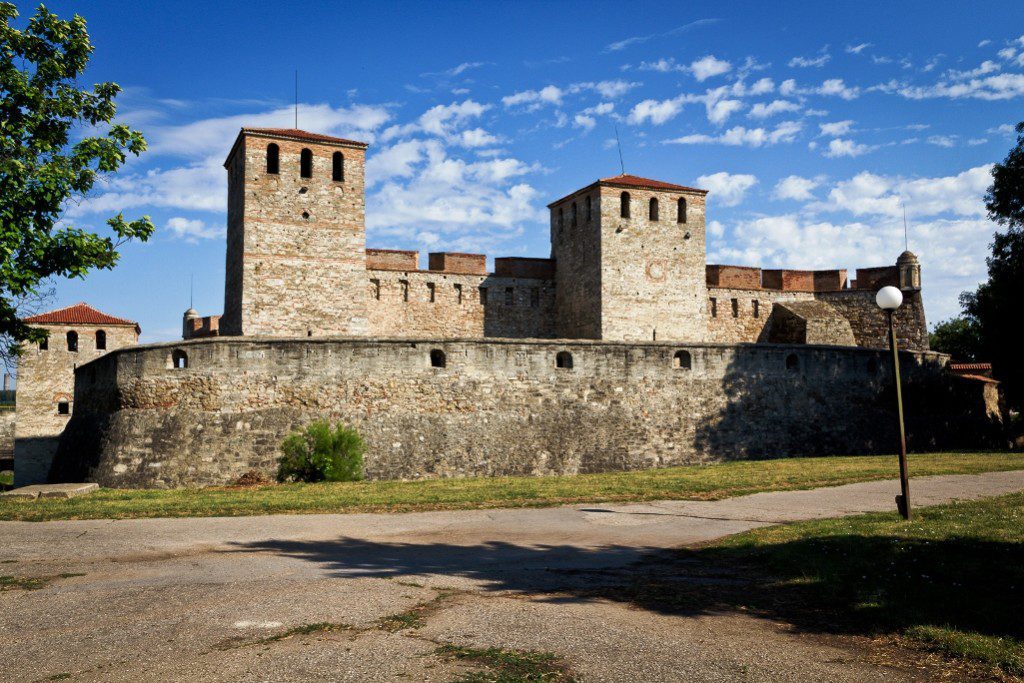 The name “Baba Vida” refers to these Bulgarian sister princesses, two of whom married impetuously and wasted there inheritances while the third one “Vida” - remained single and built the fortress in her city.
