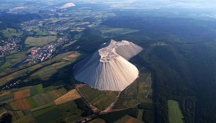 In the small town of Heringer of Eastern Hesse, Germany, a beautiful white mountain called Monte Kali, made of spoil heap landmark.