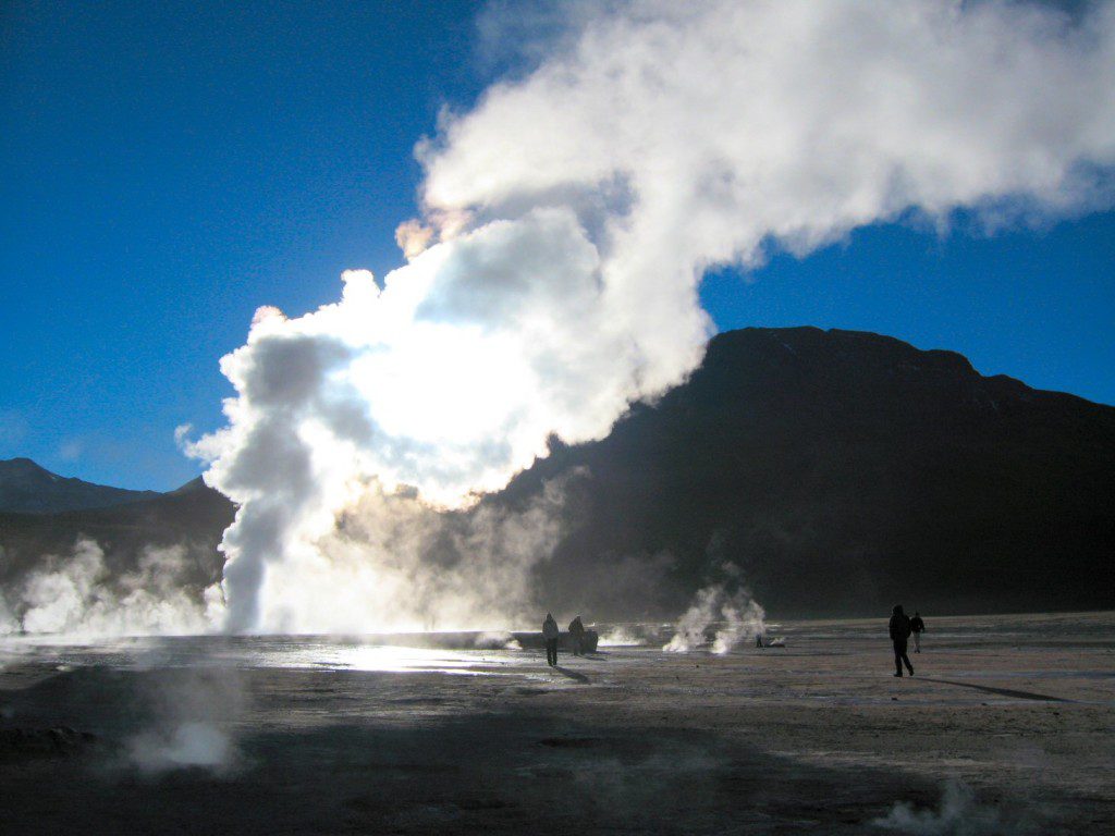 El Tatio is controversial, because this site is a popular tourist attraction, and receives more than 100,000 visitors per year