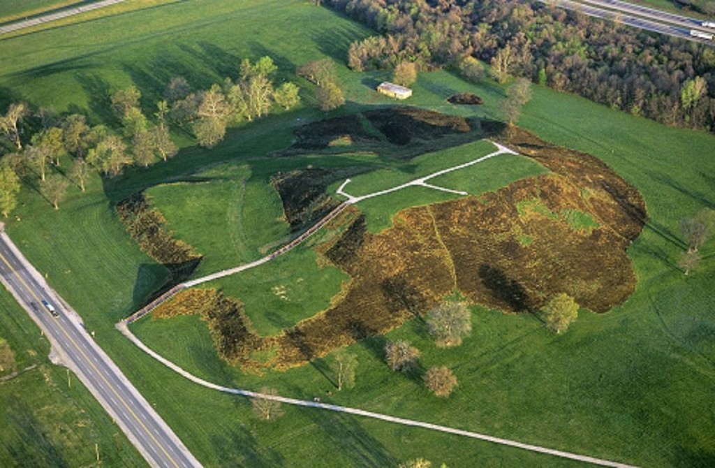 The Monks Mound is the largest Pre-Columbian earthwork in the Americas and the largest pyramid north of Mesoamerica.