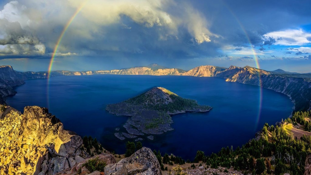 In June 1853, the explorer John Wesley Hillman named the lake “Deep Blue Lake”, but was thrice changed the name as Blue Lake, Lake Majesty and eventually Crater Lake.
