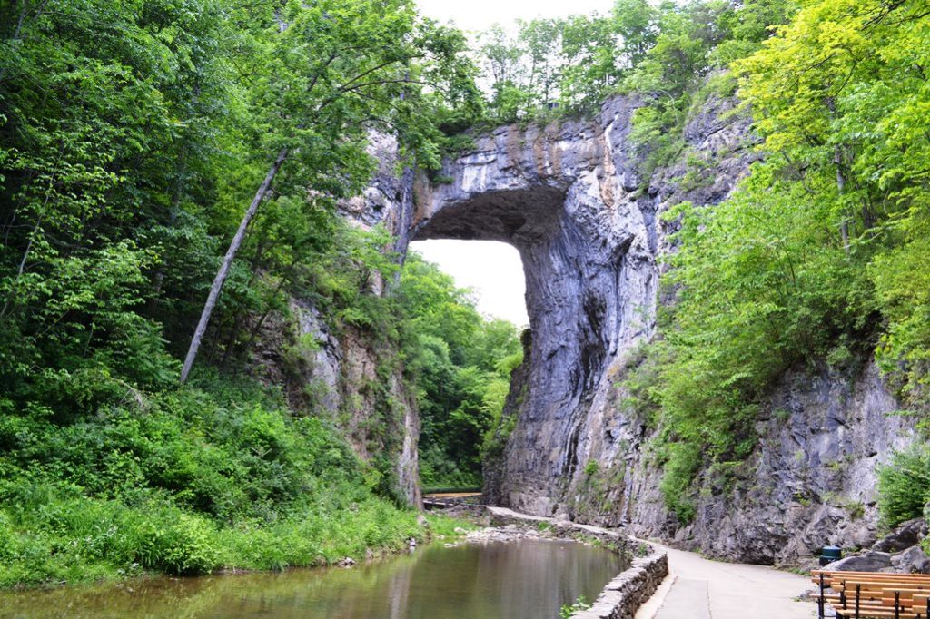 It is often cited as having a place among the enormous natural limestone arch.