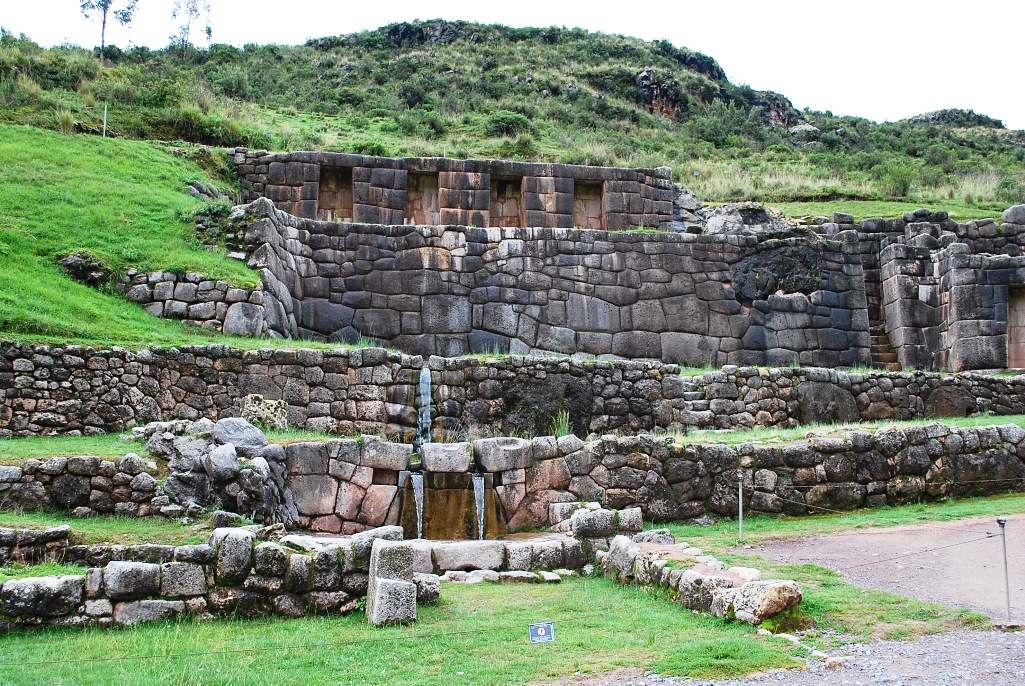 Puka Pukara - The Red Fort of Inca Ruins