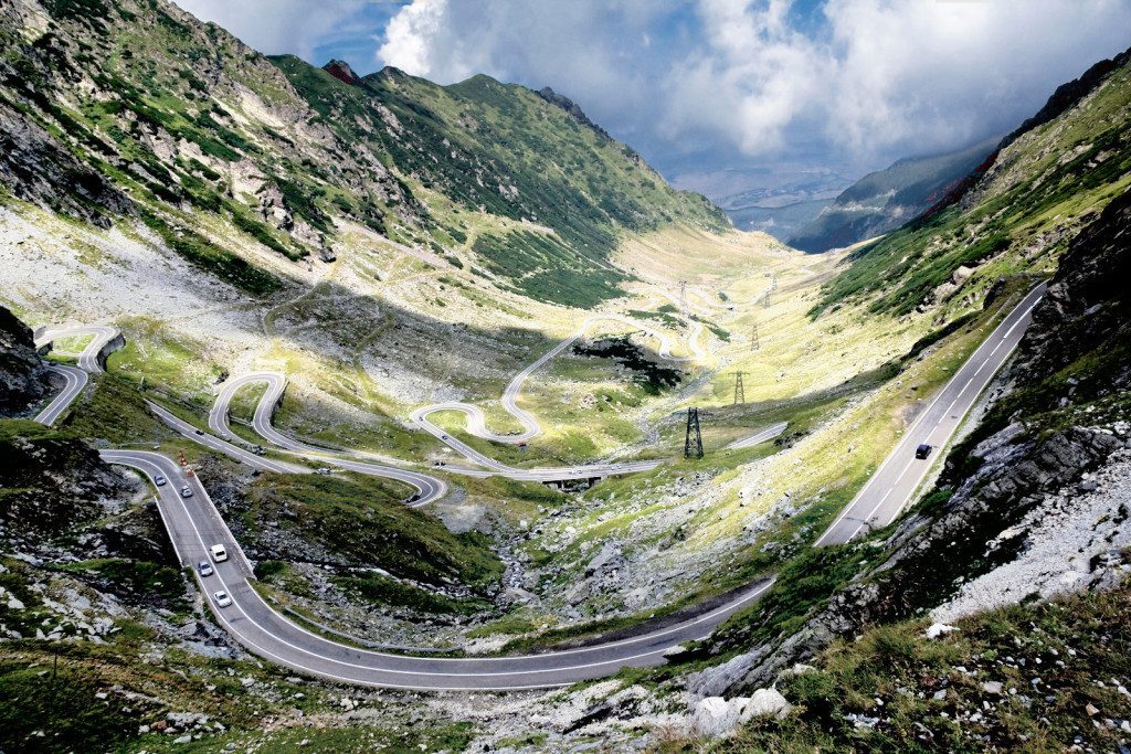 Worlds Most Beautiful Roads You Should Drive In Your Lifetime