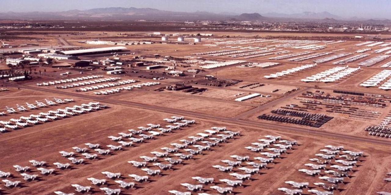 This is the Davis-Monthan Air Force Base, commonly known as The Boneyard, where the 309th Aerospace Maintenance and Regeneration Group (AMARG) take care of disused fighter jets and warplanes.