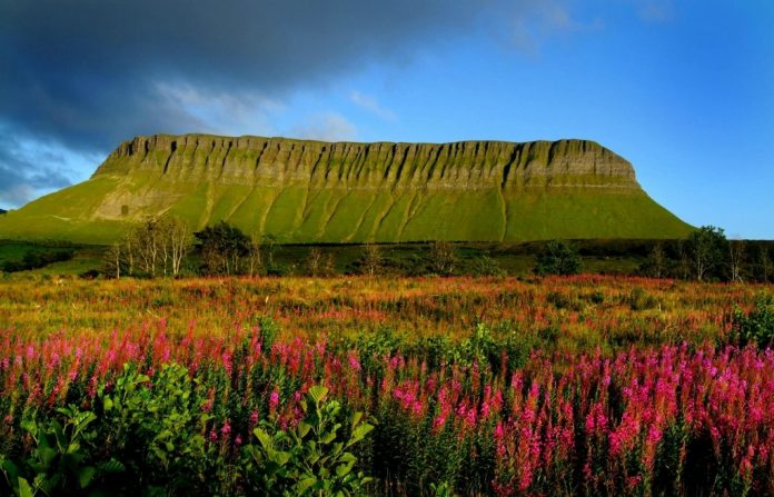 Mount Benbulben is 527 meters high mount located in County Sligo, in the extreme north-west of Ireland, 10 KM north of the town of Sligo.