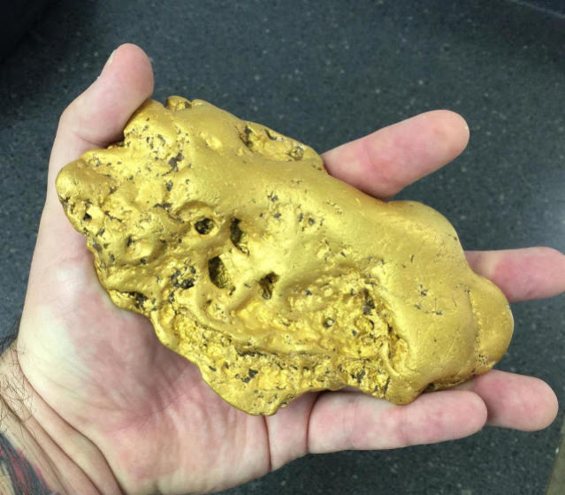 The Butte Nugget is the second largest extant placer gold nugget in California. The biggest nugget is the 100 troy ounces "Mojave Nugget." The estimates value put this as going for between $250,000 and $400,000. 