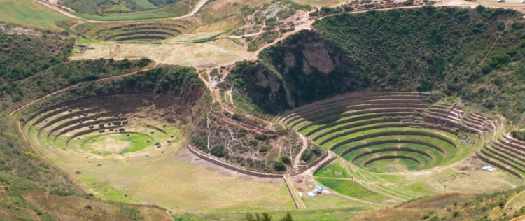 The valley was formed by the Urubamba River is fed by numerous tributaries which descend through adjoining valleys and gorges, and contains numerous archaeological remains and villages.