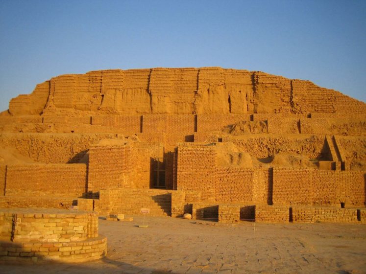Dur Untash is the combination of Elamite Dur and Untash the Elamite king who build it, however this structure is known by its new Persian name nowadays "Chogha Zanbil" that has given to it Chogha in Bakhtiari means "hill". 