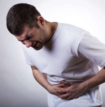 Causes of Stomach Cramps Valerian fennel, ginger, chamomile, rosemary, peppermint, and lemon balm teas also relieve wind and stop spasms of mild stomach cramps. So be careful and must know about the Causes of Stomach Cramps.Â