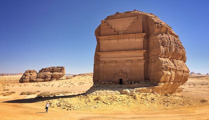 The “lonely castle,” and other surrounding monuments, have relished renewed fame after UNESCO proclaimed Mada’in Saleh a site of patrimony becoming Saudi Arabia’s first World Heritage Site in 2008.