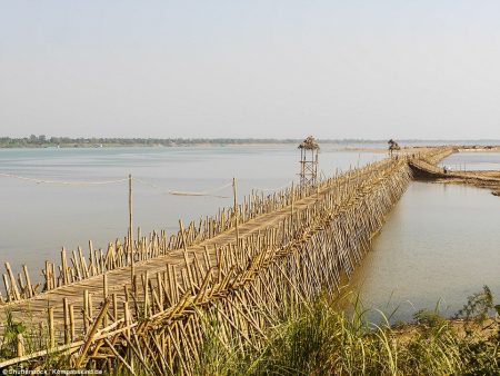 Hence once the dry season comes to an end, the bridge must be dismantled and stored as the strong currents of the Mekong are too strong for the crossing to survive.