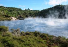 Frying Pan Lake – The Largest Hot Spring in the World