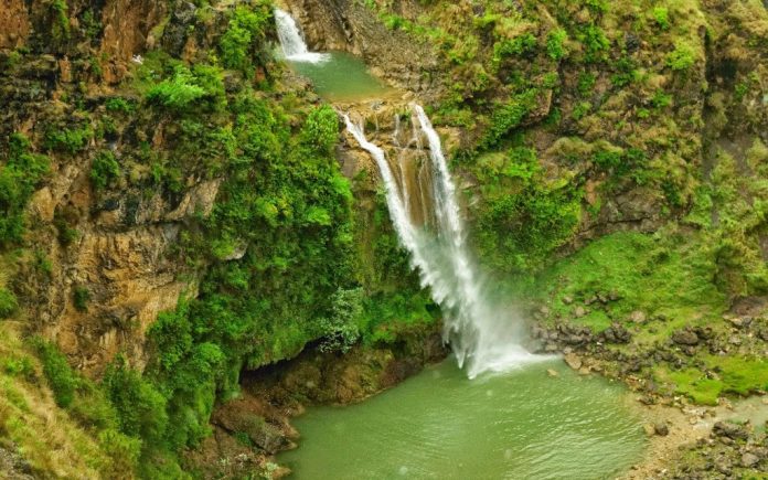 Sajikot waterfall is one of the most good-looking but rarely visited waterfalls in that region.