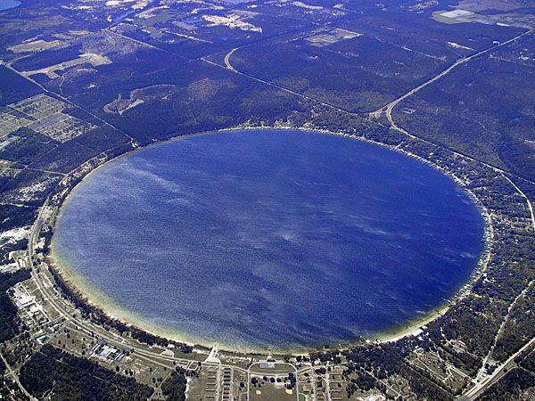 Kingsley Lake - A Circular Lake of Florida - Charismatic Planet