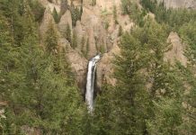 Tower Fall – Yellowstone National Park, Wyoming Tower Fall is one of the prettiest waterfalls on Tower Creek in the northeastern region of Yellowstone National Park, Wyoming, in the United States.