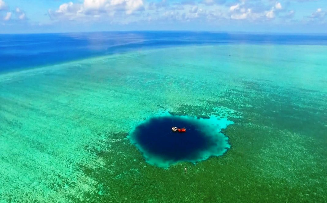 8 Most Fascinating Blue Holes in the World