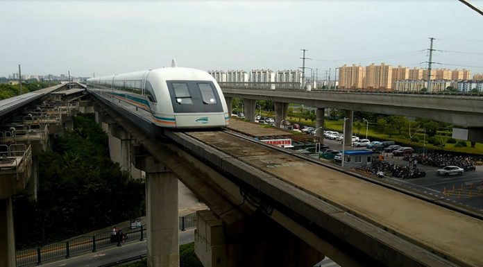 Maglev Technology 1912 What is Maglev Technology In 1904 Robert Goddard proposed a frictionless travel with electromagnetic repulsion to lift train off their rails.