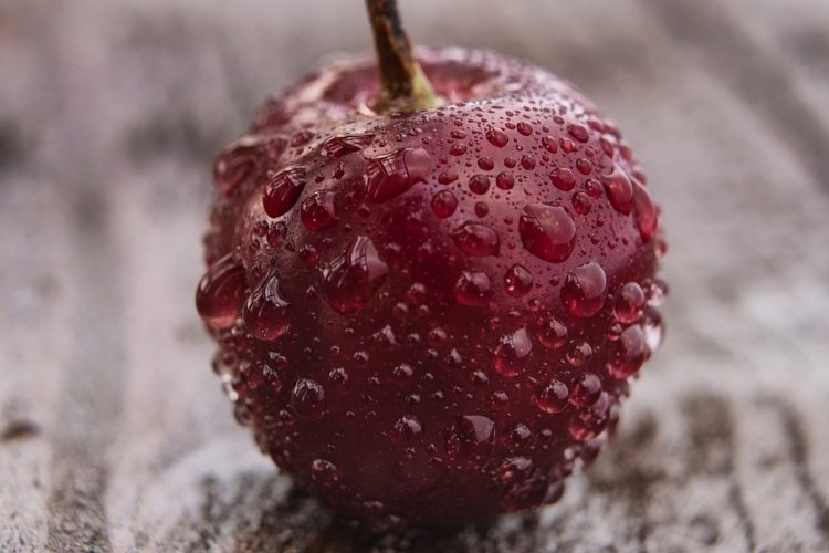 cherry 5360274 960 720 Benefits of Eating Apples