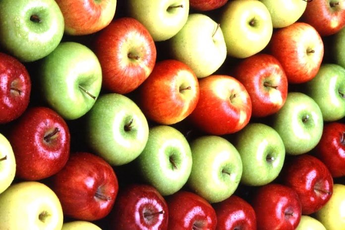 Apples are a potent source of antioxidants with polyphenols, flavonoids, and vitamin C.