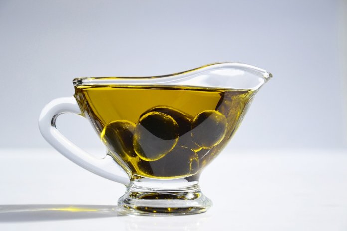best quality olive oil can be consumed without risk in fact Cretan peasants quite often breakfast off a chunk of bread and half a tumbler of olive oil.