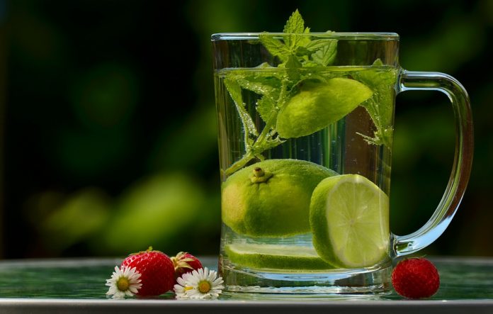 The honey lemon water benefits are attributed to the fact that lemon has been used for years as a natural medicine to treat numerous health issues