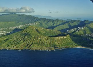 Koko Head Crater – A Must-See Hiking Destination in Oahu If you're looking for a challenging hike with amazing views, the Koko Head crater is definitely worth checking out.