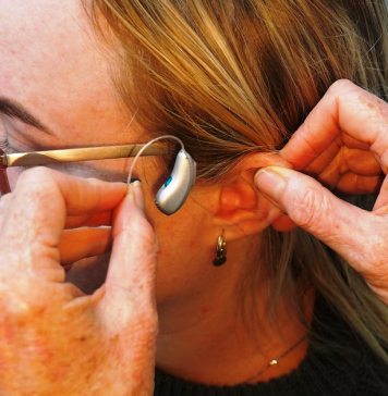 4 Important Things To Consider When Choosing A Hearing Aid Device