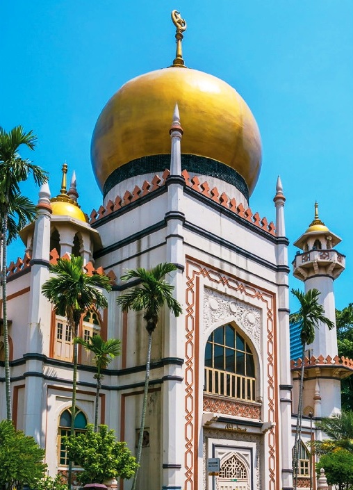 The Sultan Mosque is located in the neighborhood that, in 1819, was assigned to the Malay Sultan of Johor who ruled Singapore.