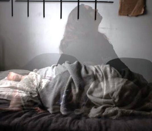 What is Insomnia and How to Deal with It Naturally What is Insomnia and How to Deal with It Naturally? One of the most common symptoms of insomnia is being unable to fall asleep.