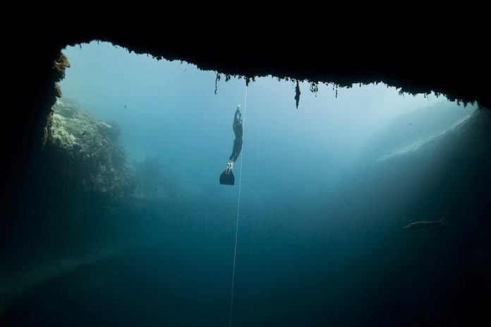 Deans Blue Hole – Second Deepest Blue Hole in the World 4 Dean's Blue Hole