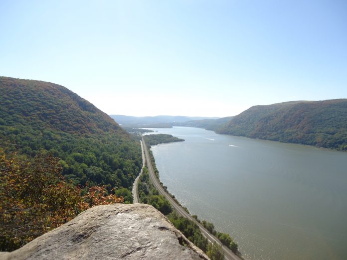 A strikingly scenic gateway to the Hudson Highlands, Wey-Gat, or Wind Gate, is characterized by its rocky cliffs visible from a long way away when approached from the south. 