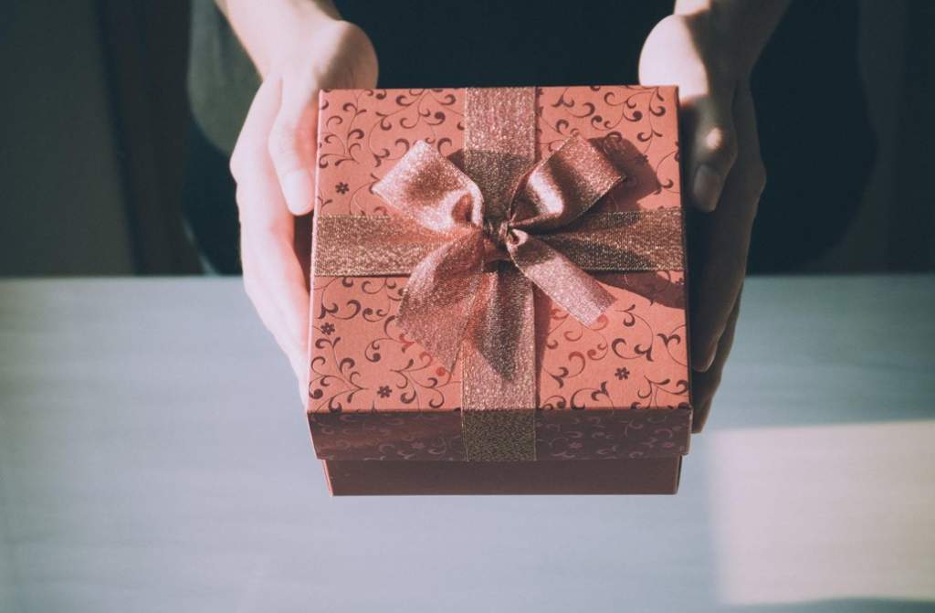Are you planning to surprise someone with a personalized gift item? If so, read this list of ideas to choose the perfect personalized gift in Australia.