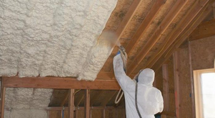 7 Reasons to Switch to Spray Foam Insulation Foam insulation is quickly becoming the preferred choice for many homeowners and commercial buildings.