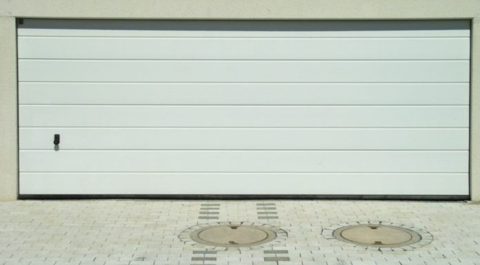 4 Types of Industrial Roll-Up Doors Roll-up doors systems are a type of door system that opens and closes in an infinite variety of configurations.