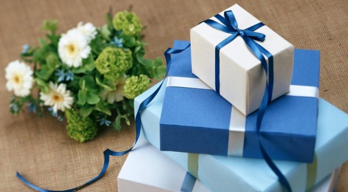Best Gift for Wedding Couples? Best Gift for Wedding Couples - The idea of the best gift for a newly married couple depends on their individual tastes and preferences.
