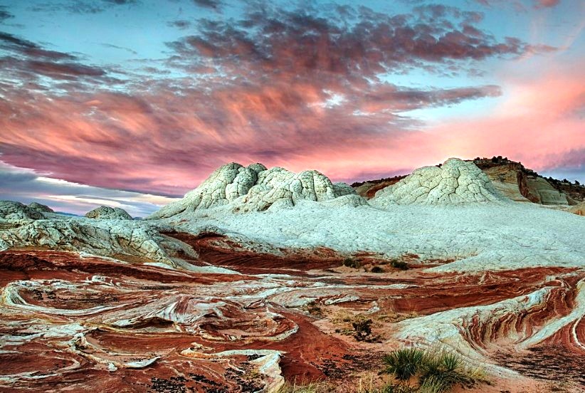 The region is bordered by the Paria River and Buckskin Gulch to the north, the Vermillion Cliffs to the east and south, and House Rock Valley to the west.