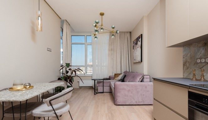 Short Stay Serviced Apartments: 5 Features To Look For Short Stay Serviced Apartments: Not only is it affordable, but there are also many benefits to staying in a serviced apartment.