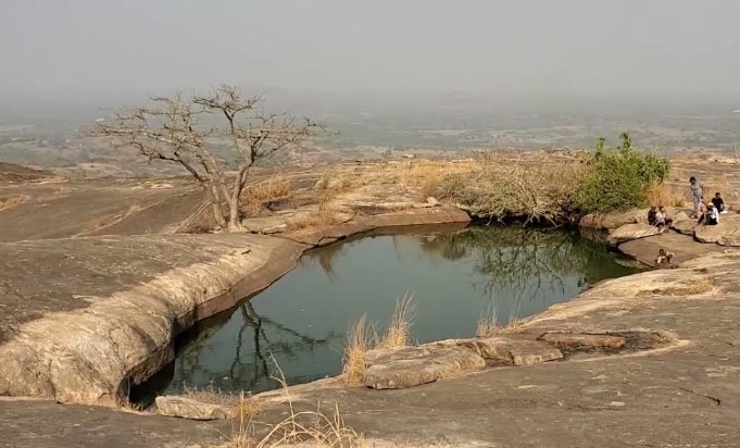 This is one of only two suspended/hanging lakes in the world and the only one in Africa.