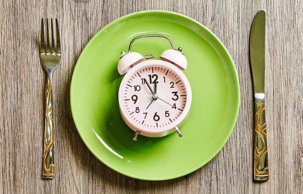 Intermittent Fasting and Weight Loss In order to get the most benefit from intermittent fasting and weight loss programs, you must fully understand your system so that you can know if they are right for you and if they will work with your type of body.