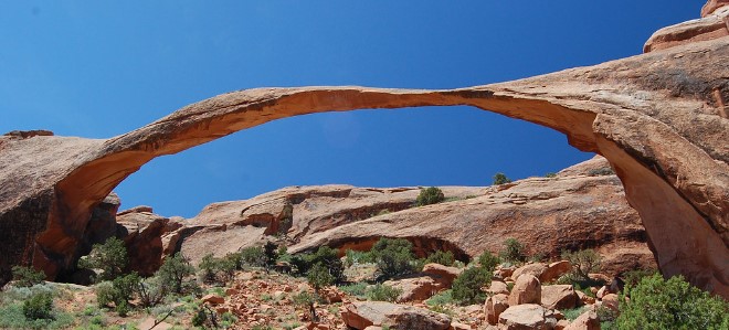 A number of archways can be found in the Devils Garden area in the north of the park.