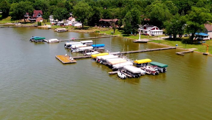 Boating and fishing are popular activities at Cedar Lake. You can spend hours cruising around the lake or fishing in its waters, which are surrounded by beautiful scenery.