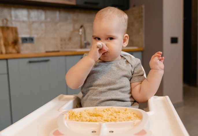 Providing your child with the ability to self-feed is one way to promote healthy eating habits.