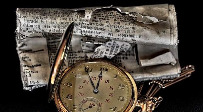 Should You Buy A Vintage Watch? Pre-Owned Pros & Cons
